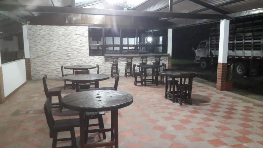Finca Hotel El Saman De Alto Bonito Монтенегро Экстерьер фото