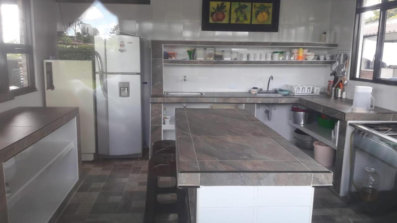 Finca Hotel El Saman De Alto Bonito Монтенегро Экстерьер фото