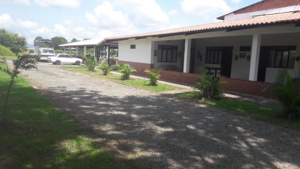 Finca Hotel El Saman De Alto Bonito Монтенегро Экстерьер фото