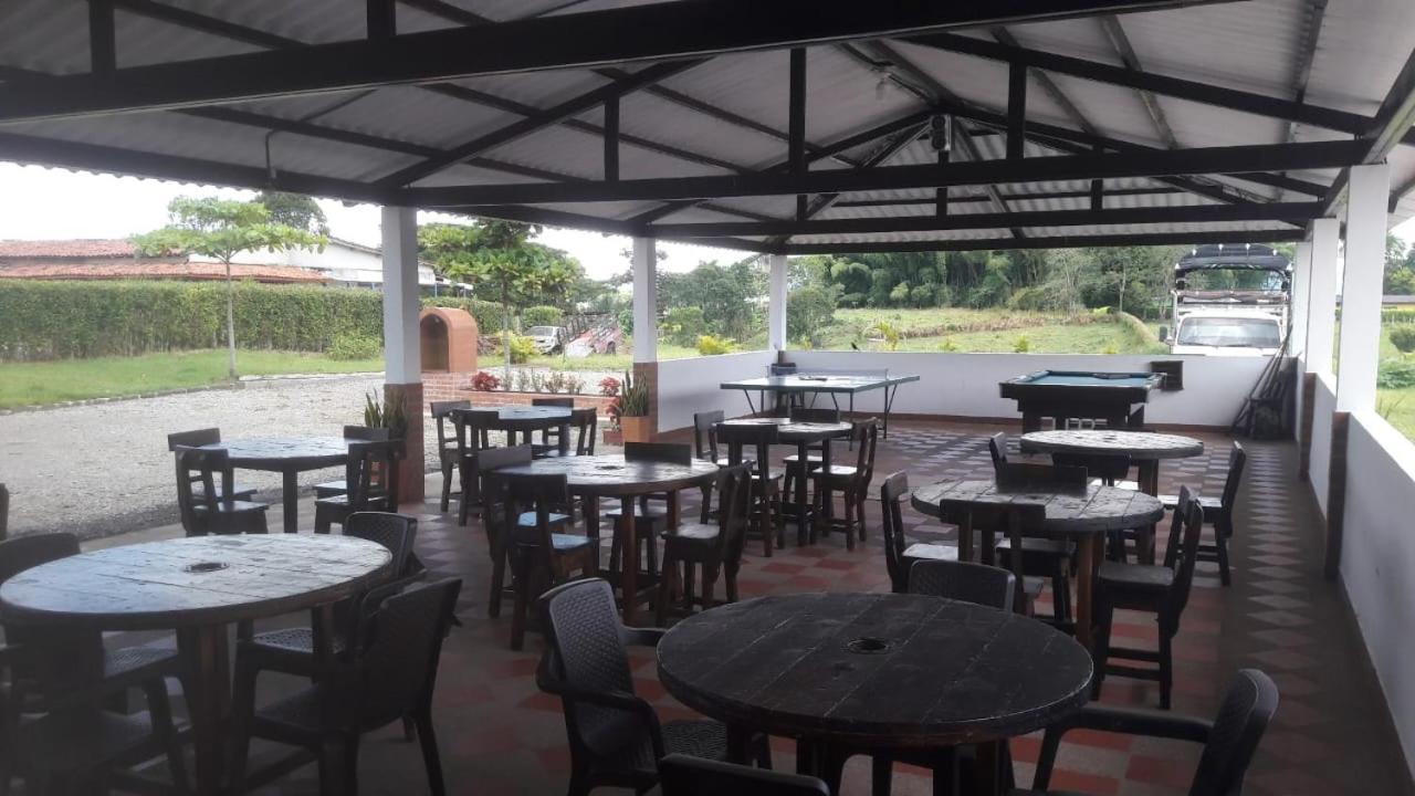 Finca Hotel El Saman De Alto Bonito Монтенегро Экстерьер фото