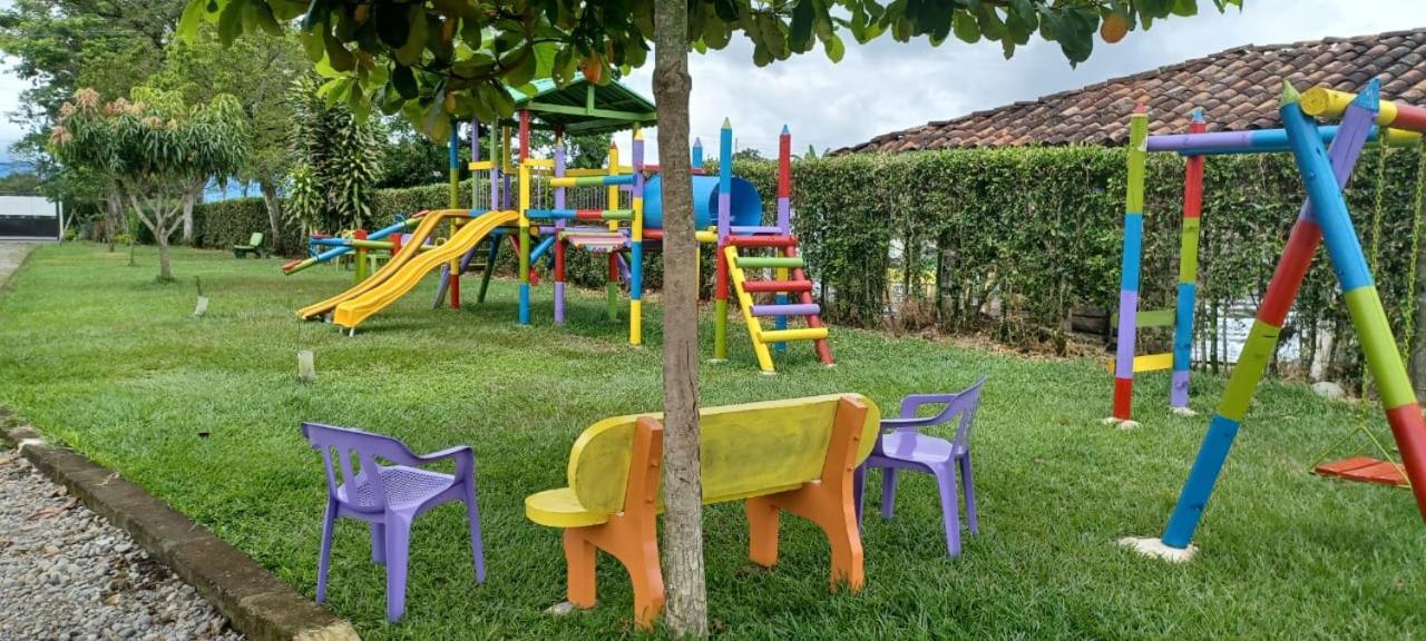 Finca Hotel El Saman De Alto Bonito Монтенегро Экстерьер фото